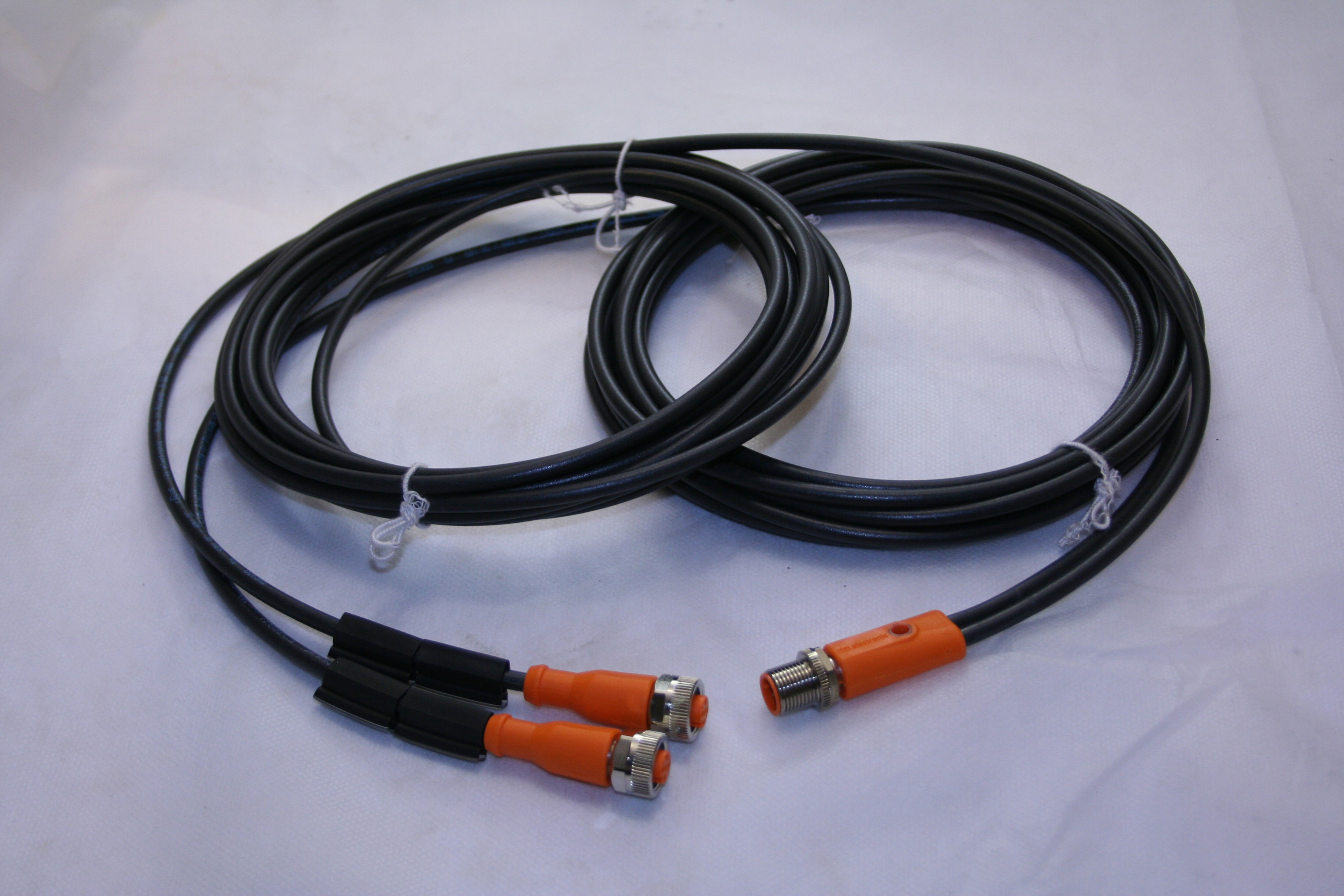 Y-kabel M12 5-p hane -2xM12 hona 5m
